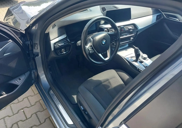 BMW Seria 5 cena 149900 przebieg: 99000, rok produkcji 2019 z Lublin małe 781